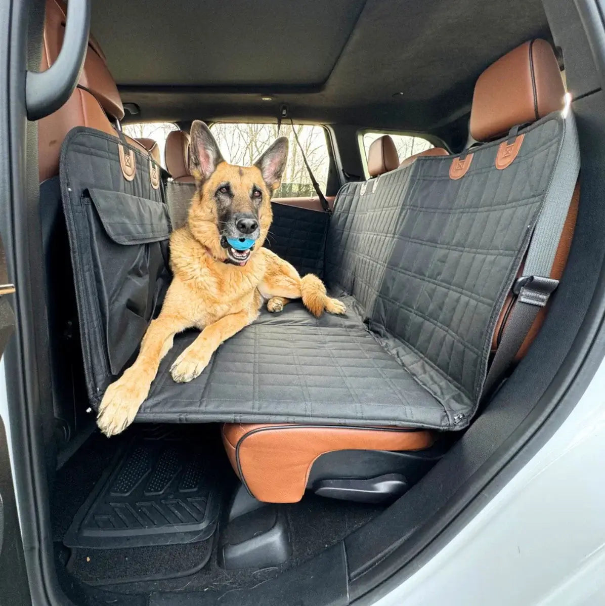 PetCruiser - Hard Bottom Car Seat Extender